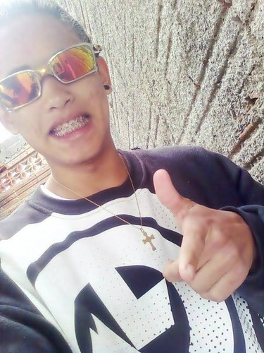 A vida é sofrida, mas não vou chorar! *