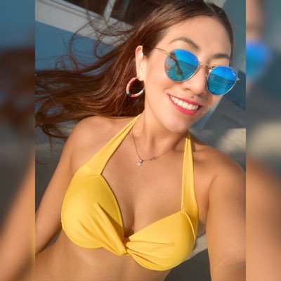”La memoria del corazón elimina los malos recuerdos y magnifica los buenos, y gracias a ese artificio, logramos sobrellevar el pasado”👩🏻⚕️🏥🏝🐱🐶📚
