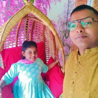 tasmiaarish's profile picture. Try to be a 🌈 in someone's ☁