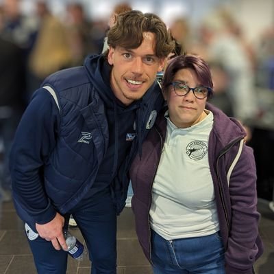 My name is Victoria Hutchison but a lot of people call me Tor.
I follow @GatesheadFC.