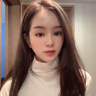 Aymenbeskri1's profile picture. Designing trends and bridging borders through import/export. Join me on the journey of style innovation! 🌍✨ #FashionForward 
https://t.co/OemyCkGrWf