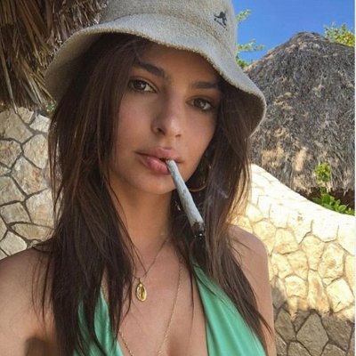 The most beautiful girl in the world Emily Ratakovski smoking joint at 420. 
Support and pump if you love both of them.