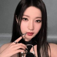 ⭒RIRI⭒ (@blinkybaemon) 's Twitter Profile