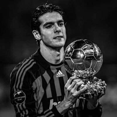 6GodUTD's profile picture. A Genuine Manchester United Fan || Manchester United is my life || Banter FC cos why not || KAKA is my GOAT || Everything Football || Dog lover || #GlazersOut