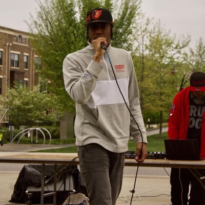 Multidisciplinary artist (✍🏾🎤🎥👨🏾‍💻) 3x Marathoner 🏃🏾‍♂️💨 Morgan State alumnus (c/o 2020 🐻) #Birdland #RavensFlock 💯 ⚠️RTs are not endorsements⚠️