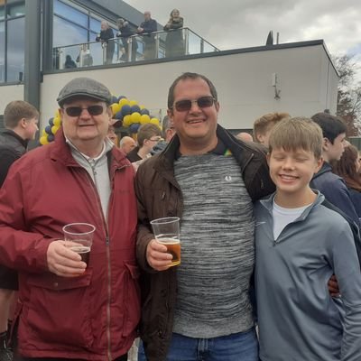 Music lover , ex party animal sometimes , proud Dad,
The Arsenal , Slough Town FC , Alabama 3 , the Verve..........Come on 🍻❤💚