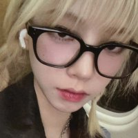 개화윈터゙ (@cherry1vie) 's Twitter Profile