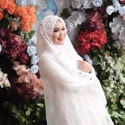 dinijustika's profile picture. 