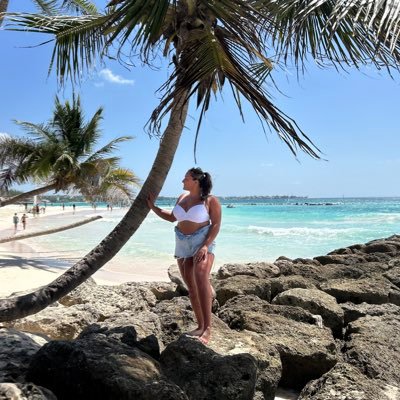 Jasbell98's profile picture. 