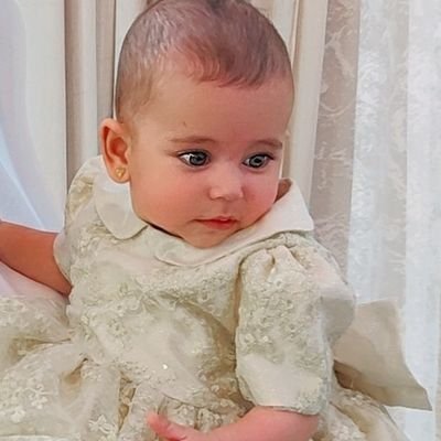 عاطل عن الأمل ، عاقل بفكرة وعاق لـ أخرى ، يستشري بداخلي حب يطحن كل كراهية !
سنابي https://t.co/3UaOVMHC6k