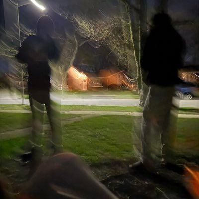 petoni18's profile picture. 