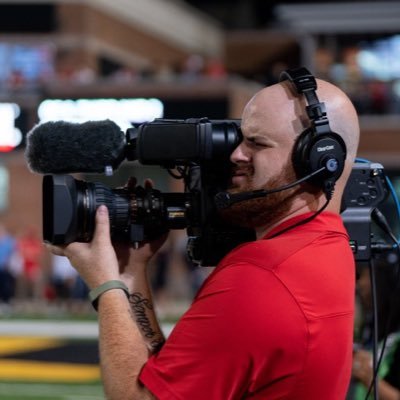 Videographer/Editor - Stansberry Research ⏩ BTN Producer/Editor - UMD | 4 Year FPV Drone Pilot | Amateur Golfer 🏌️‍♂️