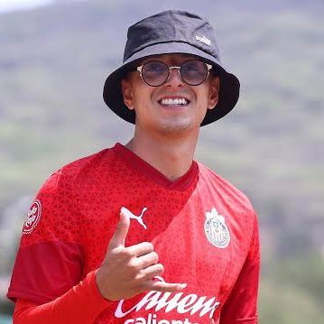 Un aficionado más del futbol colmillo. Del Guadalajara siempre. (Edgar Romo no me representa.)