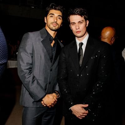 nobwr_'s profile picture. New Era 🌹