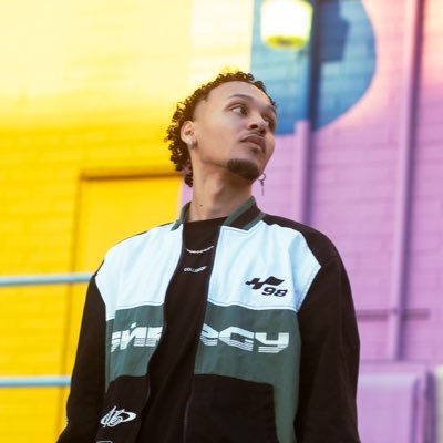 IG @LAVRaps | YouTube @LAV! | Stream When The Sun Falls below ⬇️
