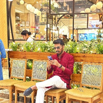 PJinturkar's profile picture. Passionate Actor
YOUTUBER 📽️
S K S ENTERTAINMENTS