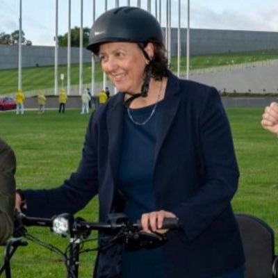 auspolenjoyer's profile picture. he/him