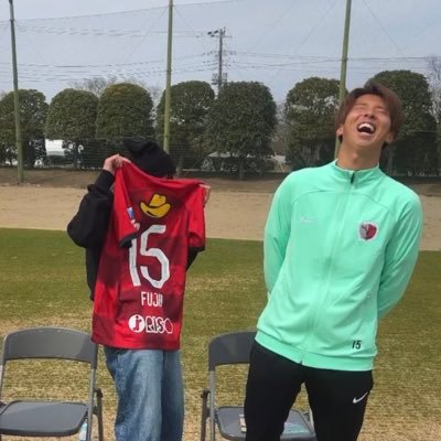 cho7_18's profile picture. サッカーとアントラーズとディズニーとやすいすいすいけんたろう。地味にそしお。まったり更新のインスタもやってるよ。🦌❤️:荒木遼太郎/上田綺世/ミニチュアダックス/トゥイーティー /ディズニー/ダフフレ/チップとデール/地味に香港MA/ONE PIECE/7ORDER 無言フォロー失礼します🙇‍♀️