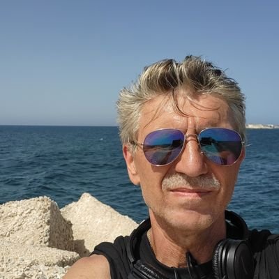 Slawek82232700's profile picture. Nie zostawiaj wszystkiego na specjalną okazje żyjesz i to jest specjalna okazja.Paaese che vai,usanze che trovi!Durch Schaden wird man klug.
