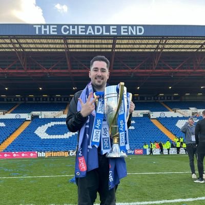27 | Media Executive @StockportCounty  ⚽️  Views are my own.