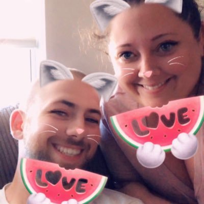 31 years old 💑2/14/16💑 💍8/28/17💍 💍🤵🏼👰🏼9/29/18🤵🏼👰🏼💍 daddy to fur babies 🐺🐶🐺🐶 @iluvmybabydolce is the love of my life 😘😘🥰🥰 pro wrestling fan