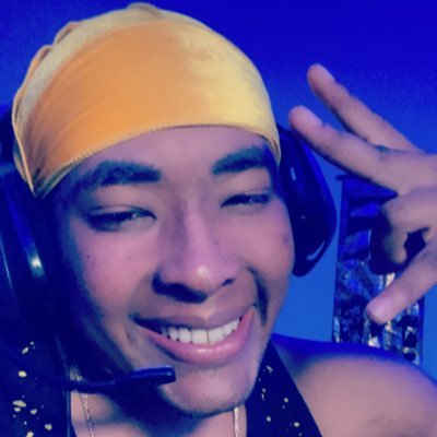 ⛩Content creator⛩/Gamer/Twitch affiliate: https://t.co/6bMdN18joi⚡