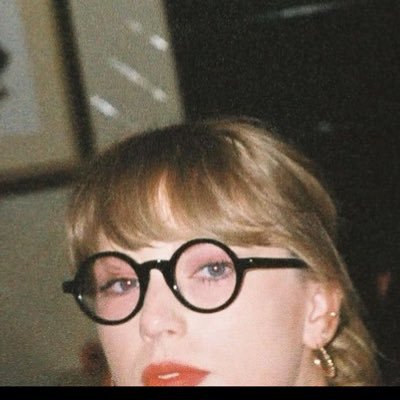 ShrekDaddy6's profile picture. Uh