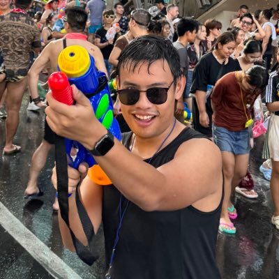 jolojose's profile picture. DLSU | A firm believer of karma