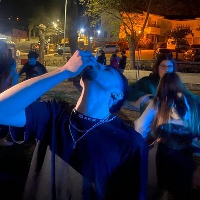 FinCandadoo's profile picture. Candado de @finjakew.
Para llorar y flamear.