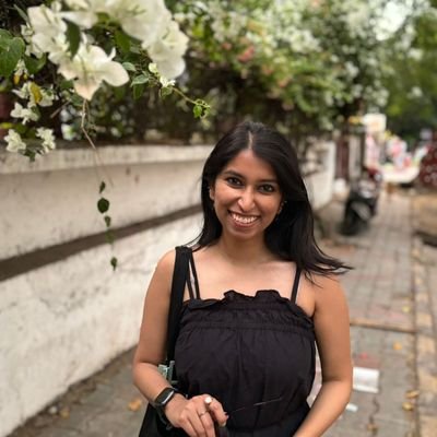 Writing Tutor @CWC_AshokaUniv /Researches food, trash, mundane/Words @potluckzine @HakaraJournal / Translation Editor @usawamag /Translation Fellow @AsiaSpeaks