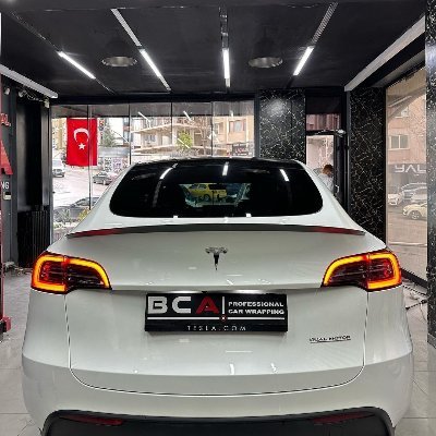 SMusk63096's profile picture. Entrepreneur
🚀| Spacex • CEO & CTO
🚔| Tesla • CEO and Product architect 
🚄| Hyperloop • Founder 
🧩| OpenAI • Co-founder
👇🏻| Build A 7-fig IG Business