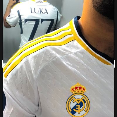 @realmadrid ⚽️ @luka7doncic / @dallasmavs 🏀 Always Hala Madrid!!!!! Miembro de la Peña Madridista Oficial @corazonblancoRC