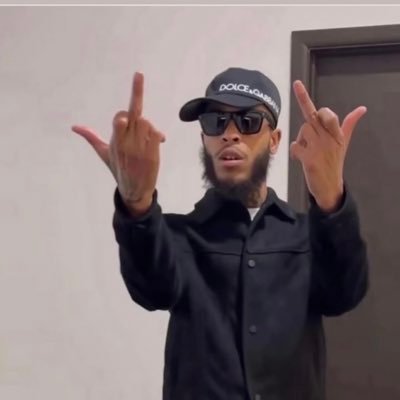 cj_4000's profile picture. 