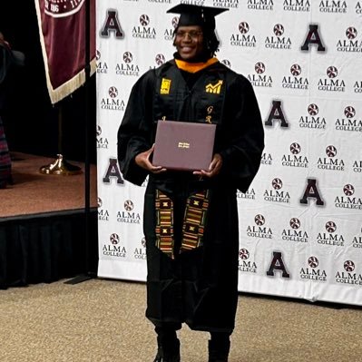 Alma College ‘24👨🏽‍🎓 | Ig: @iam_forcecrewquan | Sc: forcecrewquan | 📍Motor City Made | #ForceCrew™️ | #FearNot™️ | 🥷🏽🪬