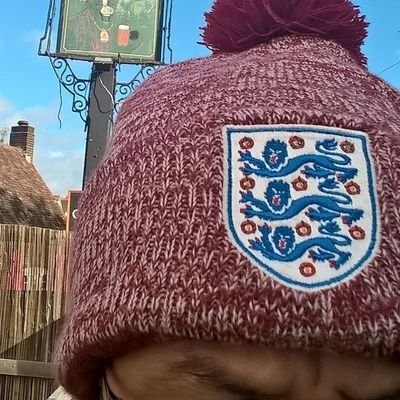 🇬🇧🏴 Cradle to the grave LTFC and England 🇬🇧🏴 #COYH #teamslikeluton #GSTK #TTASU