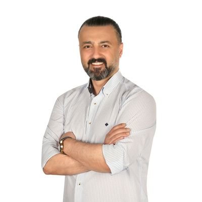 👨👩👧👦Ümit Alp ve Arın Ege'nin babası.
UEFA A lisanslı⚽ futbol emekçisi.
🇹🇷Vatanını ve ülkesini seven T.C sevdalısı🇹🇷.