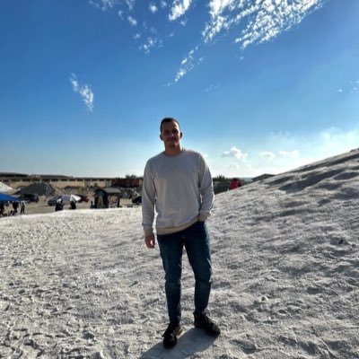 Oomar_emam's profile picture. Iam an engineer, swimmer.