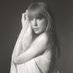 hourly taylor (@hourlyswift) Twitter profile photo