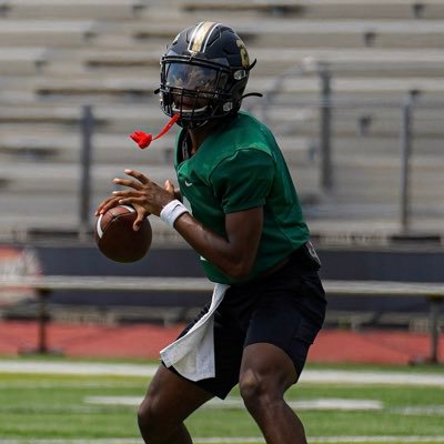 Quarterback • The Colony , TX• TRUE CO '27 • 5’11• 170lbs • 4.1 GPA • The Colony H. S • QB Trainer @nsmesports