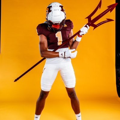 c/o ‘25|6’2|176|🥤| 4⭐️WR | @asufootball commit