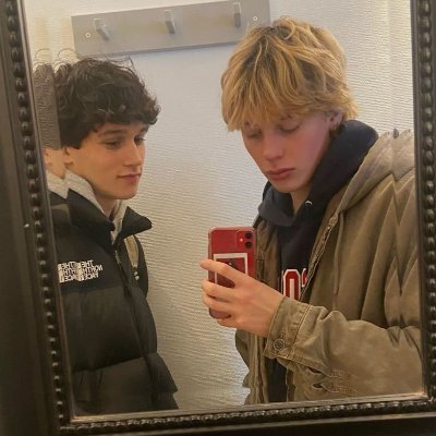 @finnthornee + @nilsbraunn