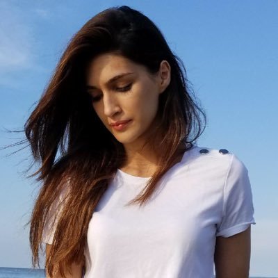 Kriti Sanon @kritisanon’s American Fans Association. Followed by @geetasanon. This life is to serve our queen 👸
