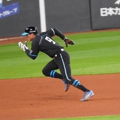 gorigori9T's profile picture. ⚾️北海道日本ハムファイターズ⚾️
#9#18#61#49#63
ぽりー🐿、びーびー🧸

美唄ブラックダイヤモンズ初心者🔰

サンリオ→ポチャッコ、キキララ集めてます

よろしくお願いします🦍