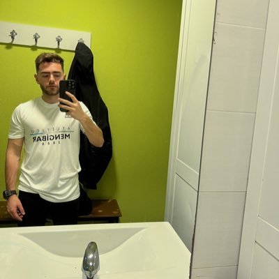 ivan_ML9's profile picture. 