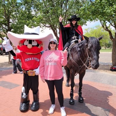 Wife, mom, professor, rural health advocate. I love Jesus, coffee, books, music, sports. #TexasTech 🌵 #TexasRangers #DallasCowboys #ChiefsKingdom