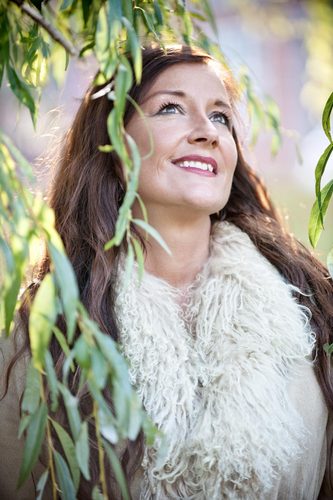 MajkenMatzau's profile picture. Psychologist, best selling author, speaker, and media expert in stress, leadership and meditation. Lover of humanity, electronica and fine champagne.