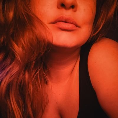 Soy lo que ves, sí me ves. //  Nunca que sé que poner acá, así que coso.