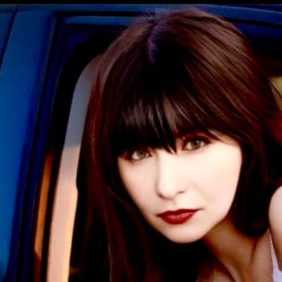 elenatstoilova's profile picture. From Bernie’s ex liberal to republican to Independent 🇺🇸 and back to … Bernie