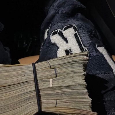 DesiignerJunnki's profile picture. Top Row Footage Of Da 🐐 #getpaid