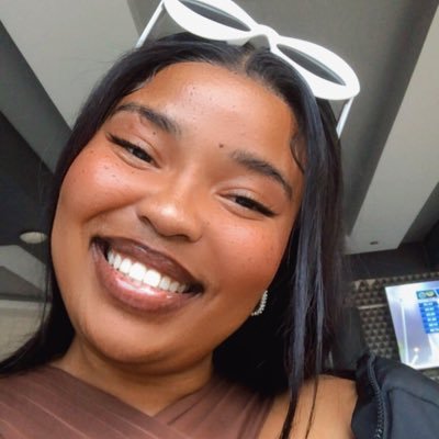 viwemabandla1's profile picture. insta: vee_mabandla